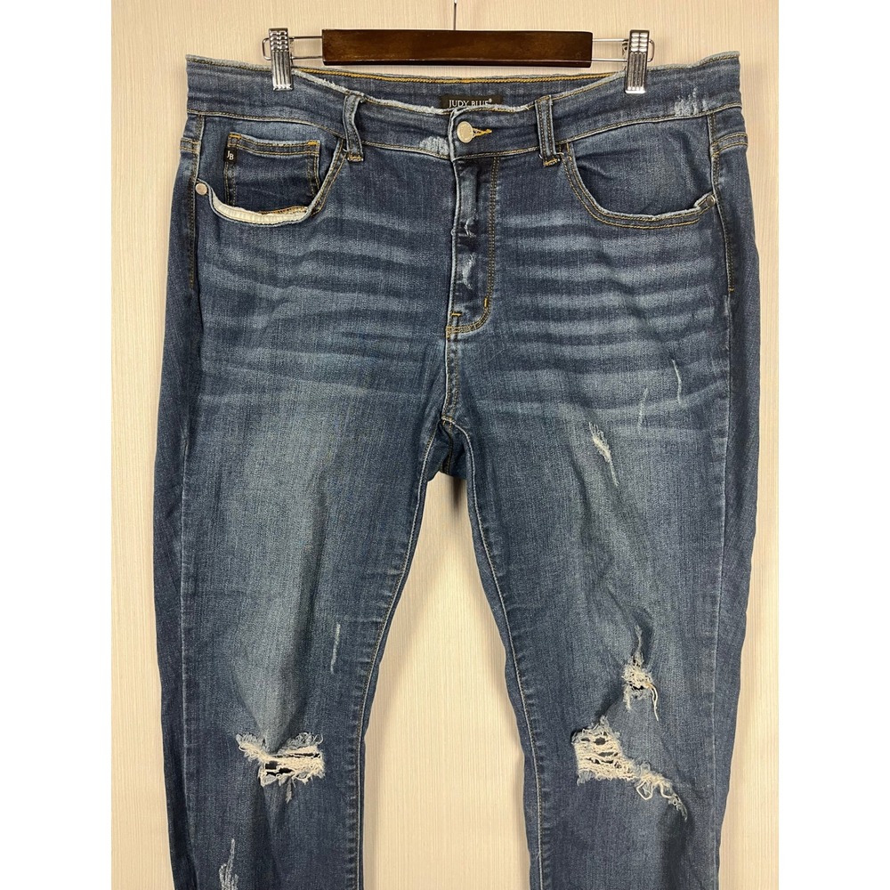 Judy Blue Skinny Fit Jeans 16W Blue Distressed Raw Hem Casual Lived In - Picture 4 of 11